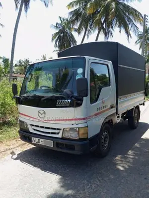 Mazda Titan 2005 Lorry (Used)