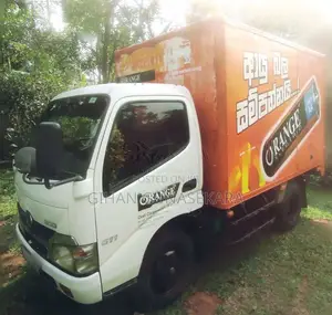 HINO Full Body 2015 Lorry (Used)