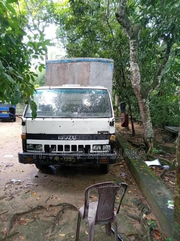 Isuzu Npr 1985 Lorry (Used)