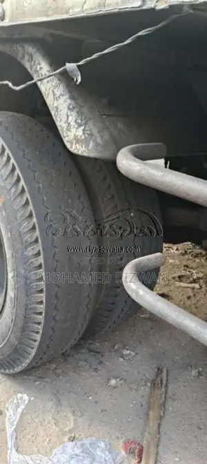 Isuzu 4hf1 2002 Lorry (Used)