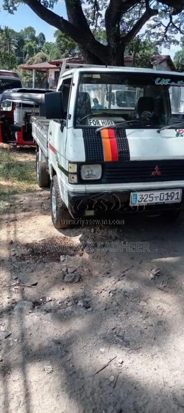 Mitsubishi Delica 1980 Lorry (Used)