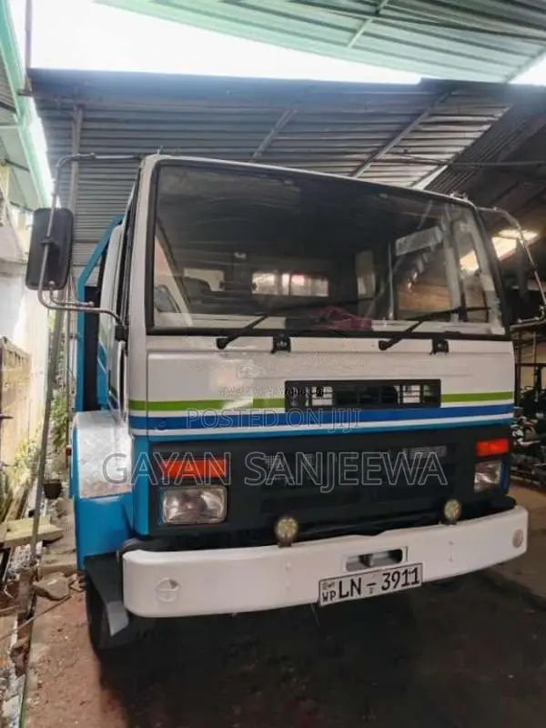 Ashok-Leyland 2518 Il 2017 Lorry (Used)