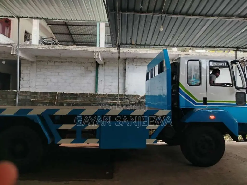 Ashok-Leyland 2518 Il 2017 Lorry (Used)