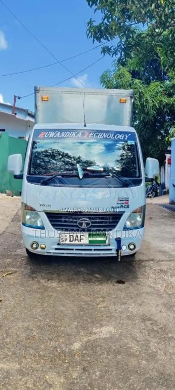 Tata Dimo Lokka 2017 Lorry (Used)