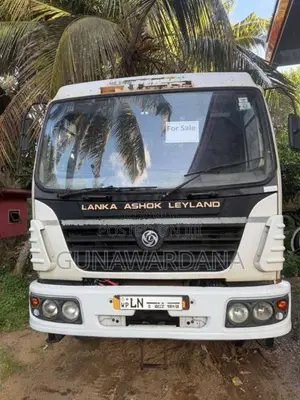 Ashok-Leyland Tipper 2018 Lorry (Used)