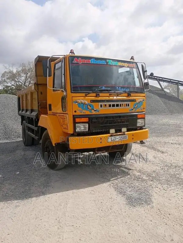 Ashok-Leyland Tipper 2011 Lorry (Used)
