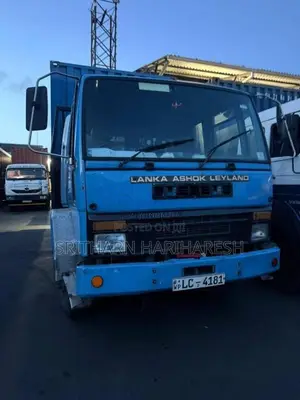 Ashok-Leyland Ten Wheel 2006 Lorry (Used)