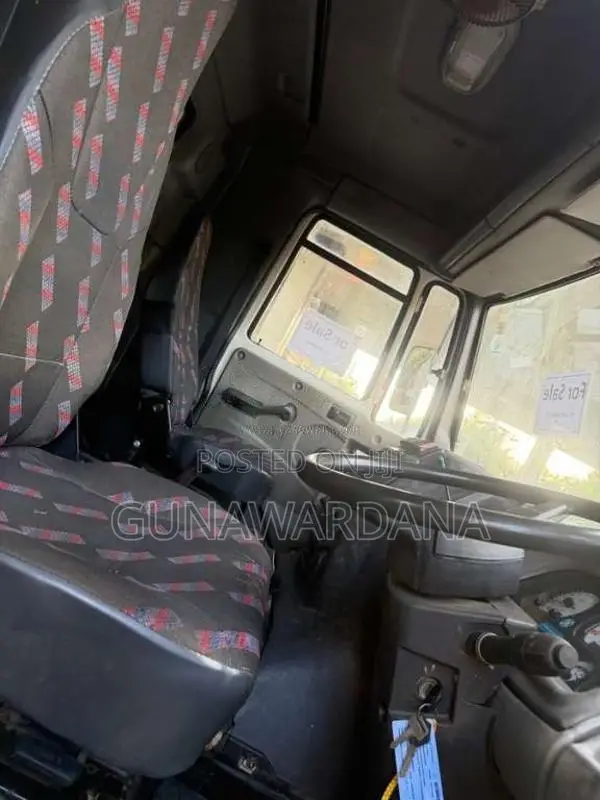 Ashok-Leyland Tipper 2018 Lorry (Used)