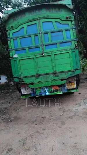 Ashok-Leyland Comet Super 2007 Lorry (Used)