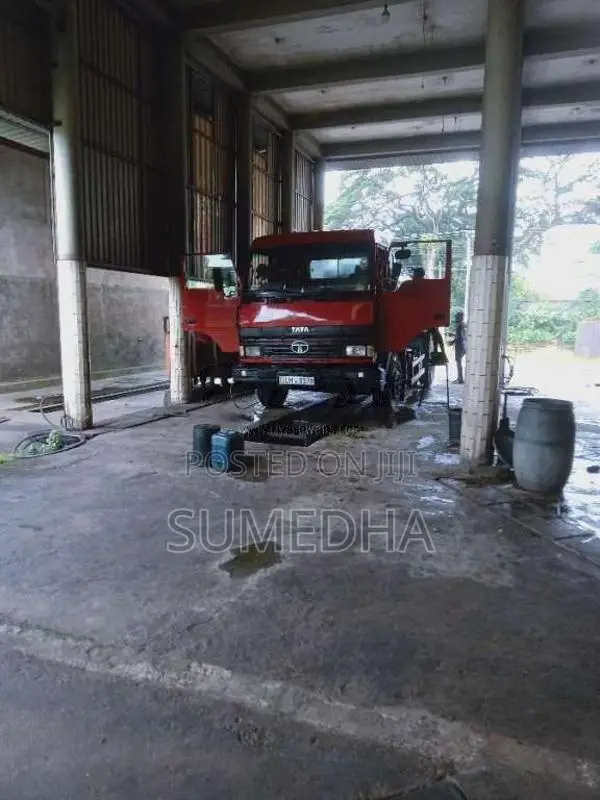 Tata Water Browser 2010 Lorry (Used)