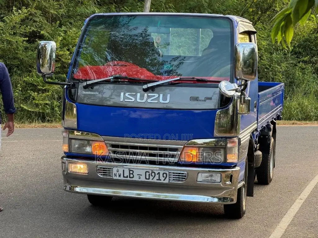 Isuzu NHR 2000 Lorry (Used)