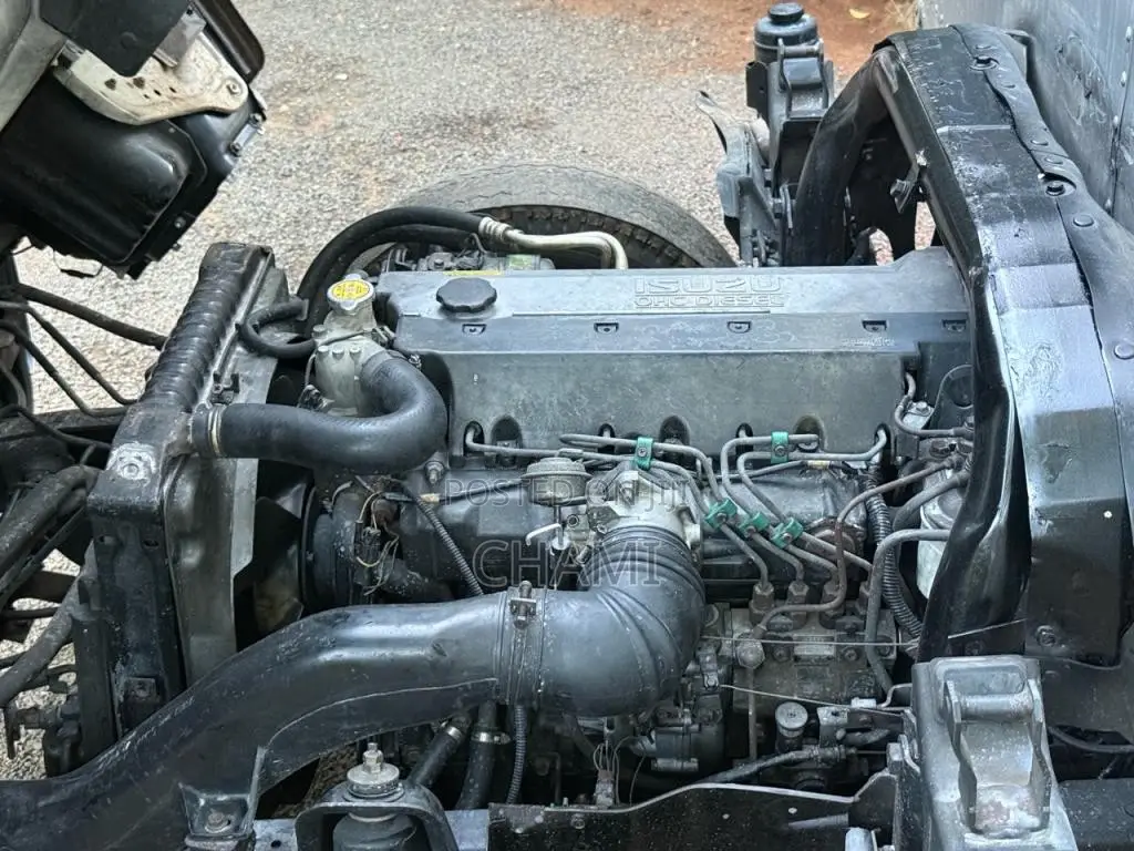 Isuzu NPR 350 1999 Lorry (Used)