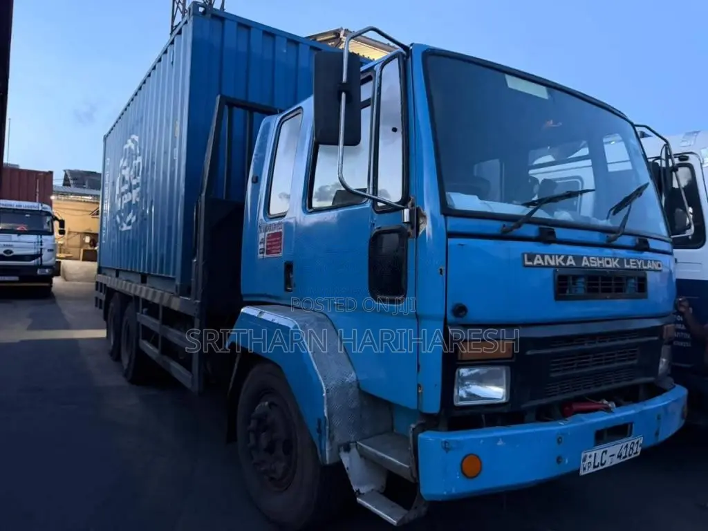 Ashok-Leyland Ten Wheel 2006 Lorry (Used)