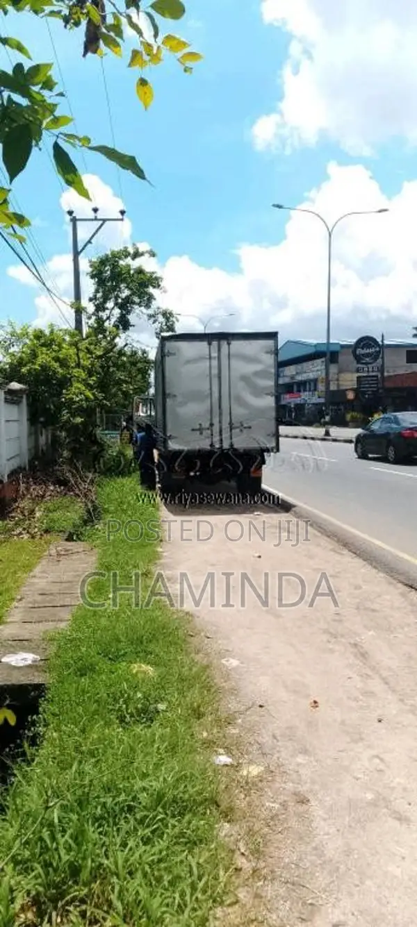 Tata Aluminum Body 14 5 1995 Lorry (Used)