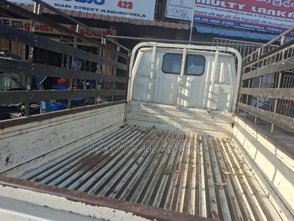 Toyota LY 50 1995 Lorry (Used)