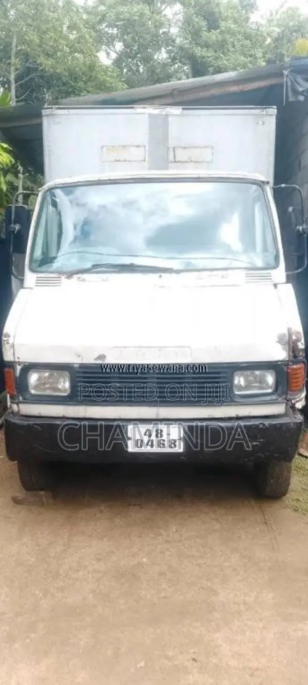 Tata Aluminum Body 14 5 1995 Lorry (Used)