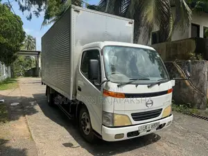 Toyota Hino Dyna Elf 14 5 Full Body 2001 Lorry (Used)