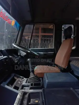 Isuzu 5M Concrite Mix 1991 Lorry (Used)