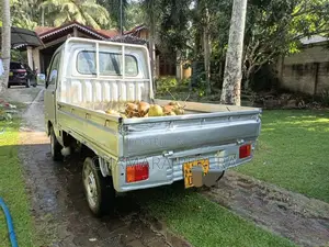 Daihatsu Hijet 2002 Lorry (Used)