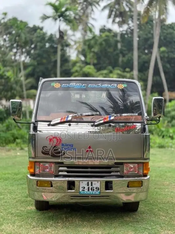 Mitsubishi Canter 1981 Lorry (Used)