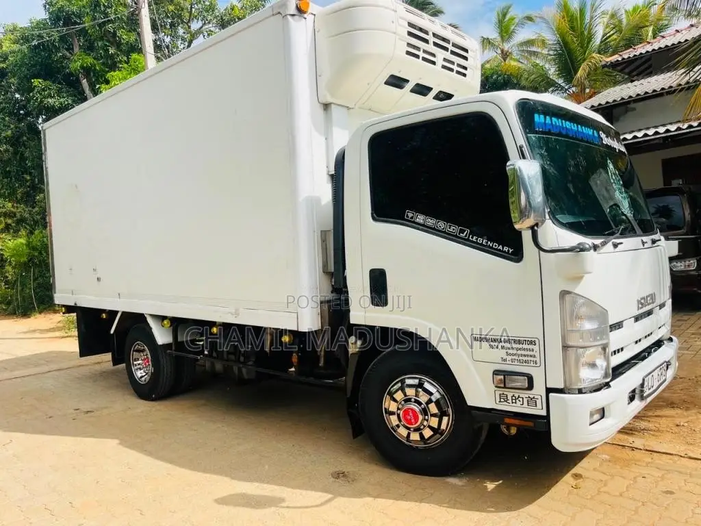 Isuzu Freezer 2014 Lorry (Used)