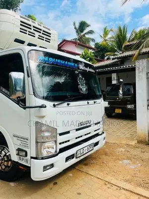 Isuzu Freezer 2014 Lorry (Used)