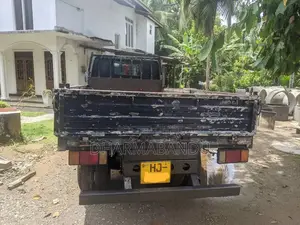 Mazda Titan 2003 Lorry (Used)