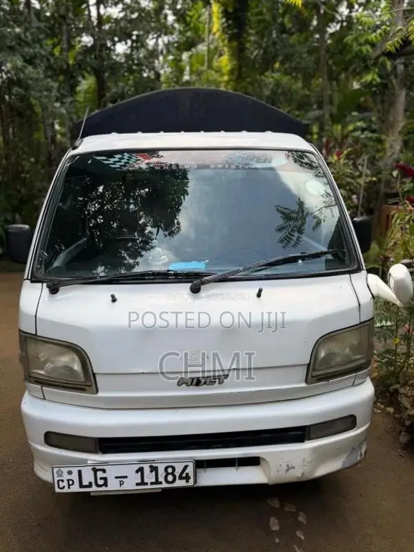 Daihatsu Hijet 2002 Lorry (Used)