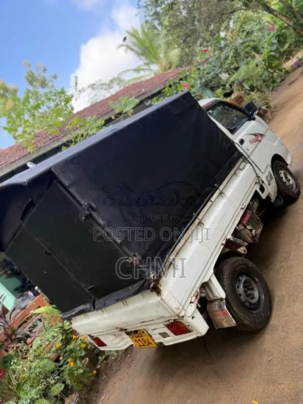 Daihatsu Hijet 2002 Lorry (Used)