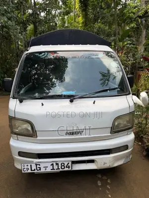 Daihatsu Hijet 2002 Lorry (Used)