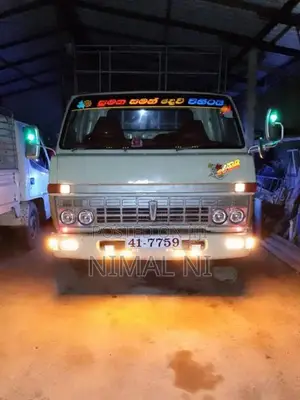 Toyota Dyna 1982 Lorry (Used)