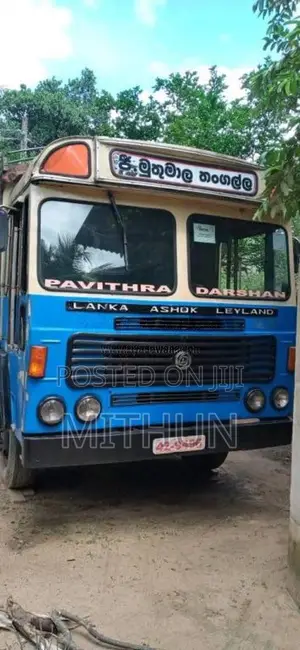 Ashok-Leyland Comet 1993 Lorry (Used)