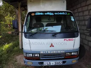 Mitsubishi Canter 2009 Lorry (Used)