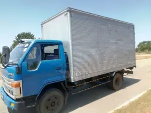 Toyota Dyna 1995 Lorry (Used)