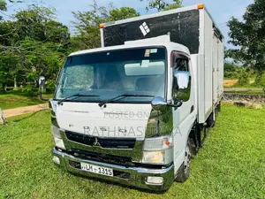 Mitsubishi Canter 2011 Lorry (Used)