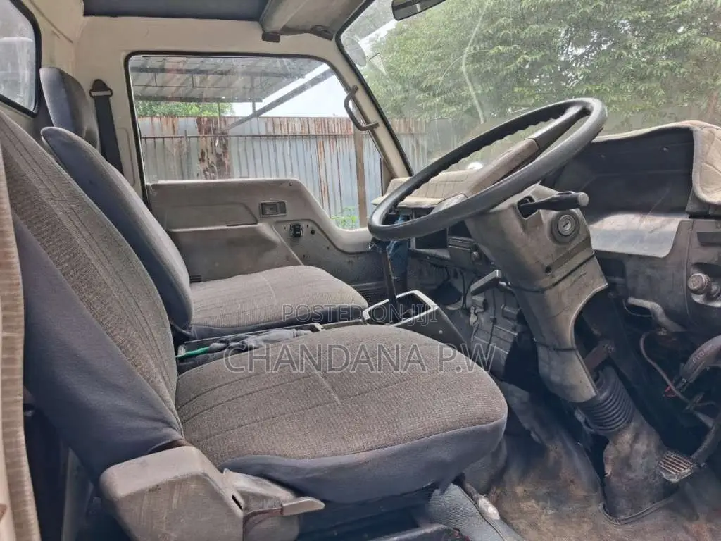 Mitsubishi Canter 1991 Lorry (Used)