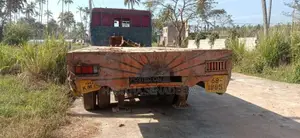 Ashok-Leyland Tusker Spper 1997 Lorry (Used)
