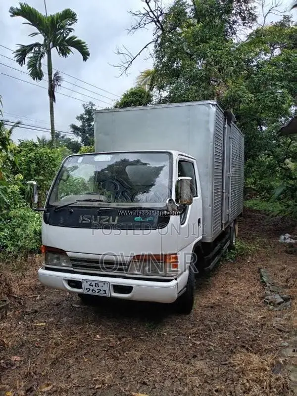 Isuzu 14.5 Full Body 1992 Lorry (Used)