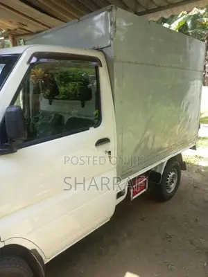 Mitsubishi U6 1t 2001 Lorry (Used)