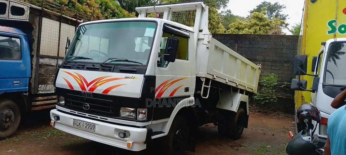 Tata  2012 Lorry (Used)