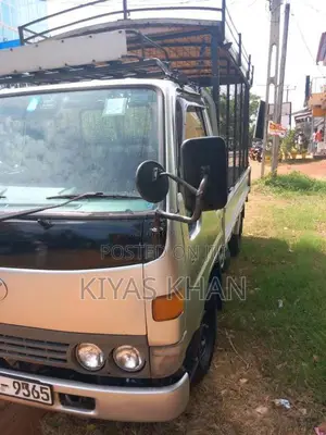 Toyota Dyna 1999 Lorry (Used)
