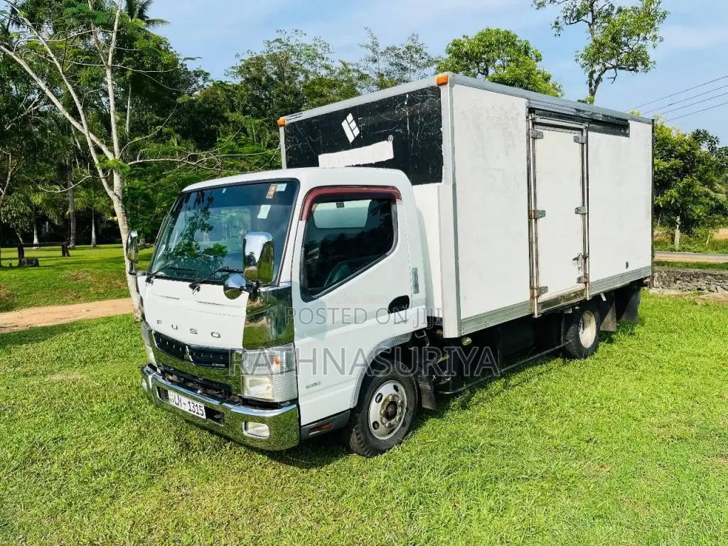 Mitsubishi Canter 2011 Lorry (Used)