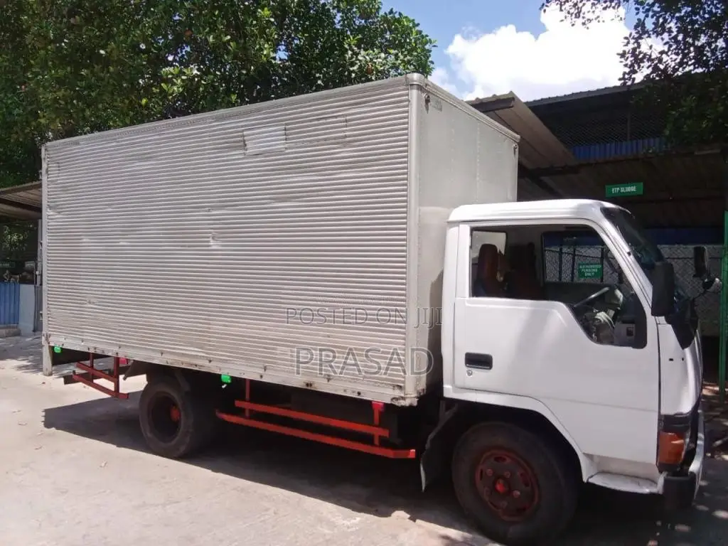 Mitsubishi Canter 1986 Lorry (Used)