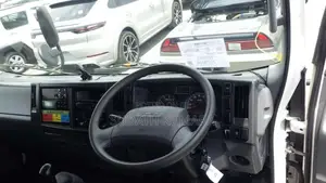 Isuzu ELF Freezer Truck 2018 Lorry Unregistered (Recondition)