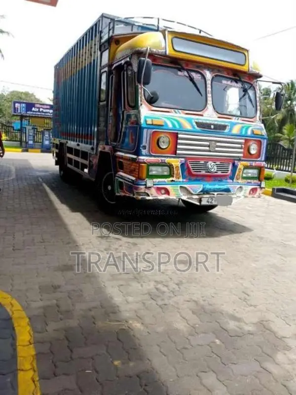 Ashok-Leyland Tusker 1990 Lorry (Used)