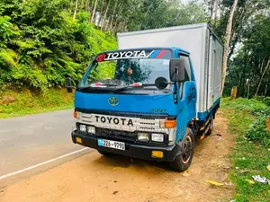 Toyota Dyna 1999 Lorry (Used)