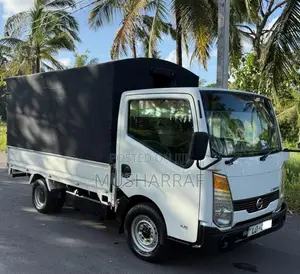 Nissan Cabstar 2013 Lorry (Used)