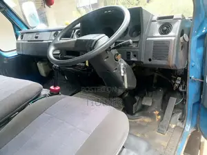 Toyota Dyna 1995 Lorry (Used)