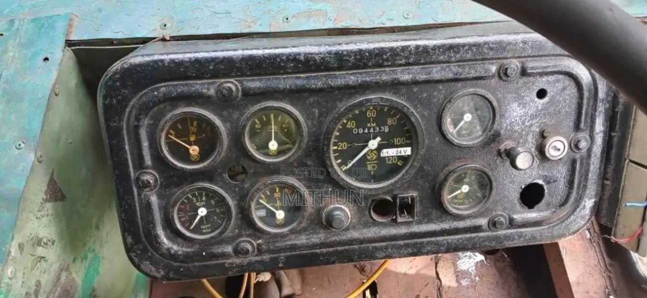 Ashok-Leyland Comet 1993 Lorry (Used)
