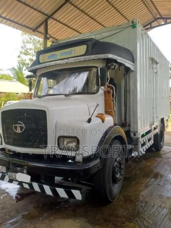 Tata 1613 2011 Lorry (Used)